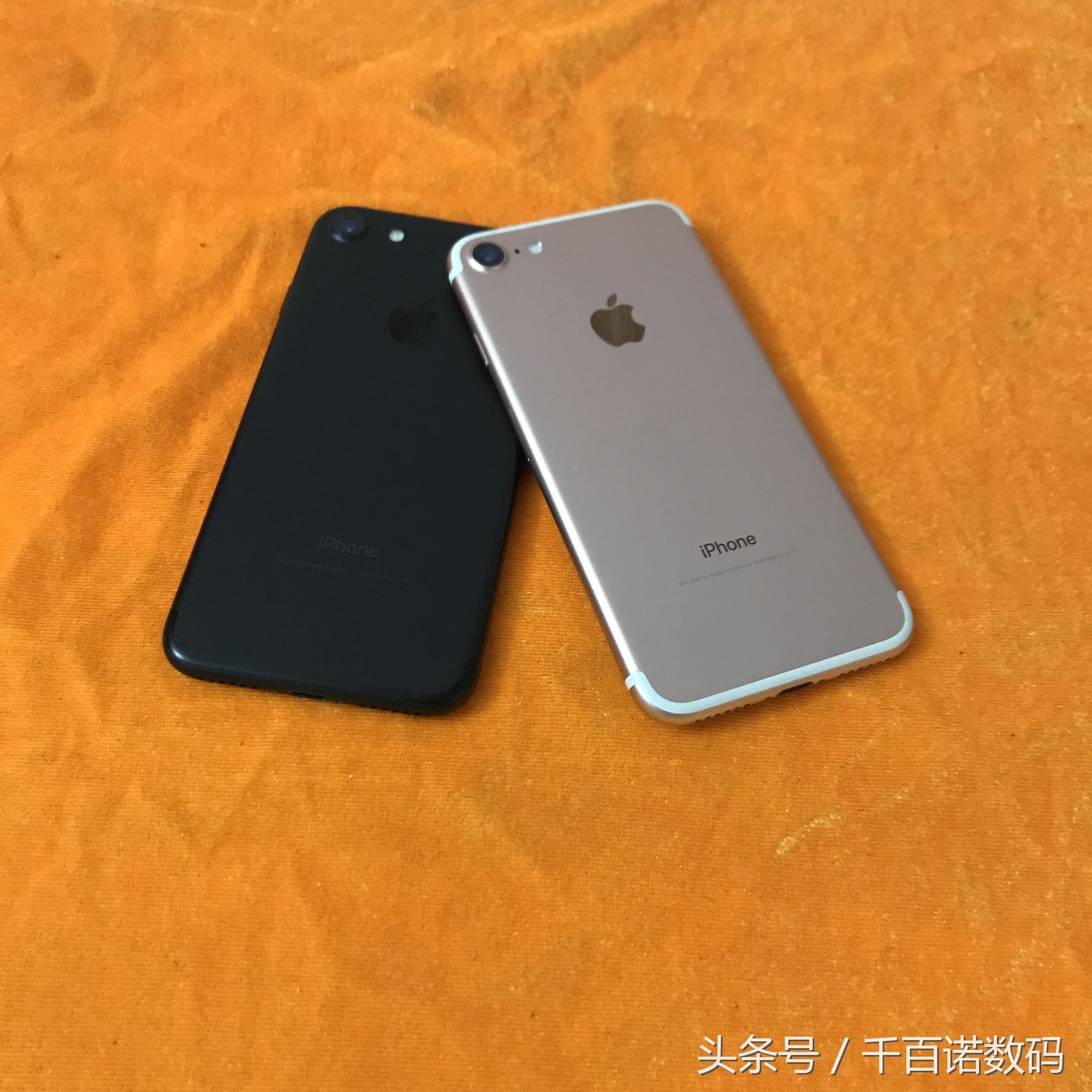 iphone7亮黑色划痕_iphone7亮黑色好不好_iphone7亮黑色